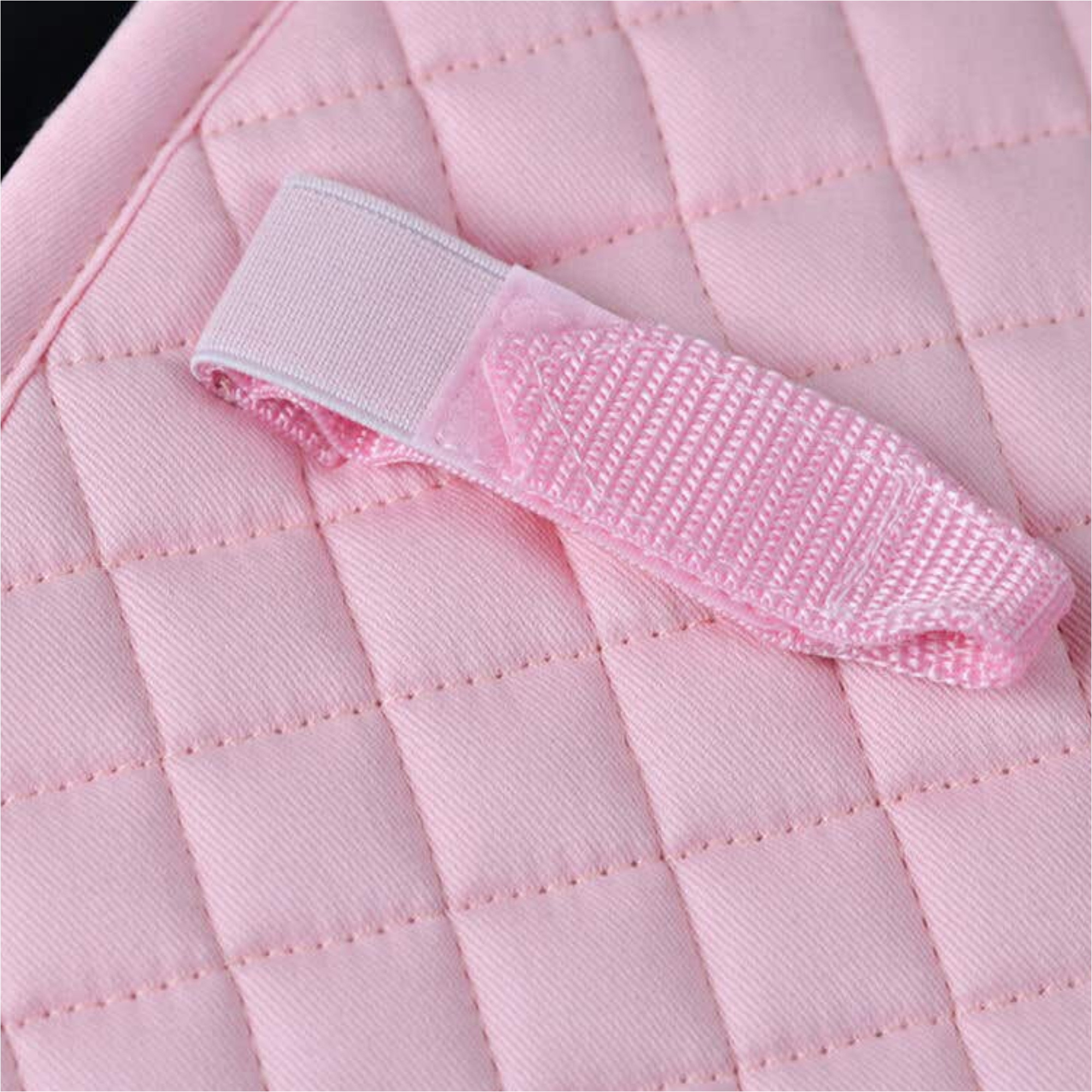 2025 Weatherbeeta Prime Air-Tec Jump Shaped Saddle Pad 1028251 - Light Pink